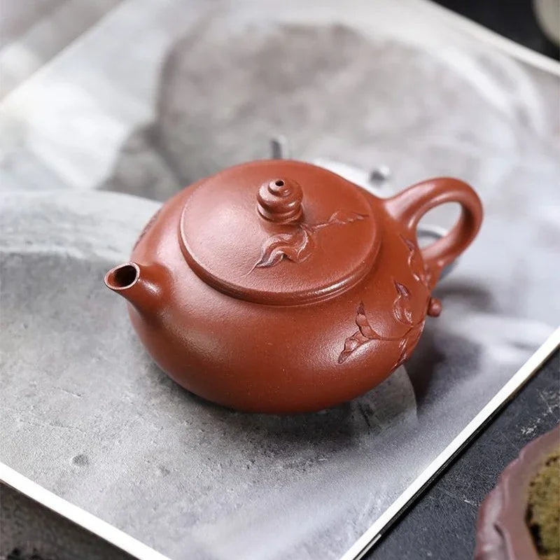 Teko Zisha Yixing Buatan Tangan Sepenuhnya [Chun Hua] (Zhu Sha Zhu Ni - 180ml)