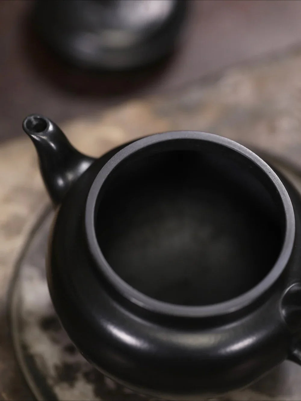 Teiera Yixing Zisha completamente fatta a mano [Dabin Ruyi Pot] (Hei Ni - 210ml)