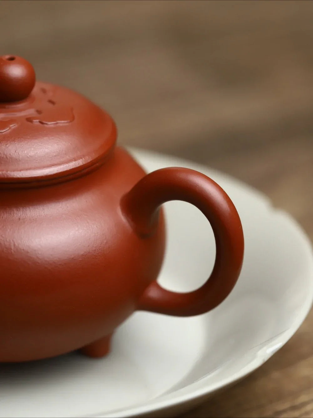 Full Handmade Yixing Zisha Teapot [Dabin Ruyi Pot] (Zhu Ni- 150ml)