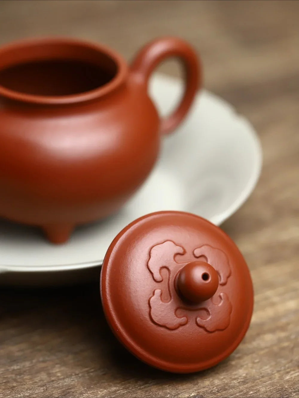 Full Handmade Yixing Zisha Teapot [Dabin Ruyi Pot] (Zhu Ni- 150ml)