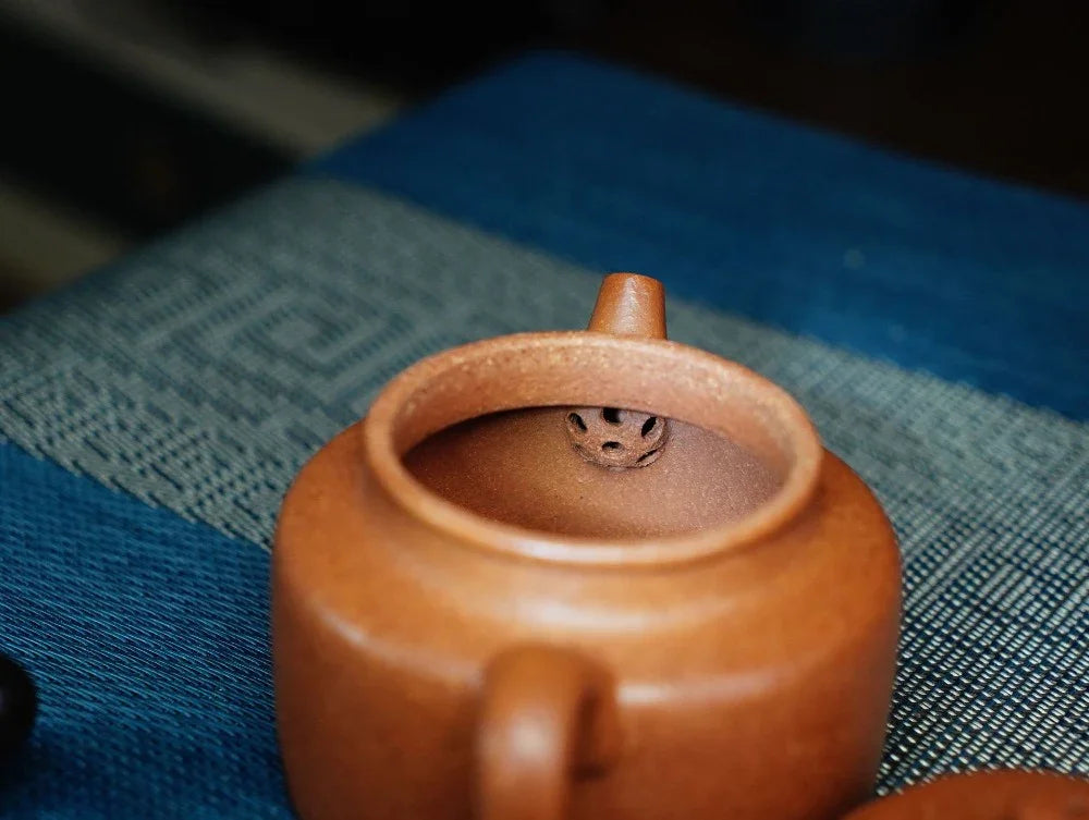 Full Handmade Yixing Zisha Teapot [Dezhong Pot] (Jiang Po Ni - 180ml) - YIQIN TEA HOUSE | yiqinteahouse.com | <200ml, full handmade zisha teapot, plain smooth, teapot, teaware