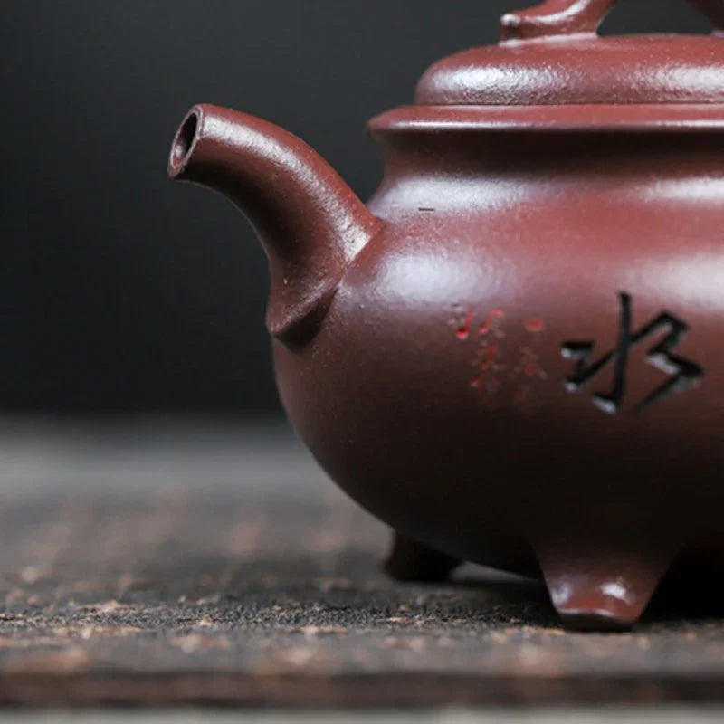 Teko Zisha Yixing Buatan Tangan Sepenuhnya [Enze Wan Wu] (Zi Ni - 190ml)