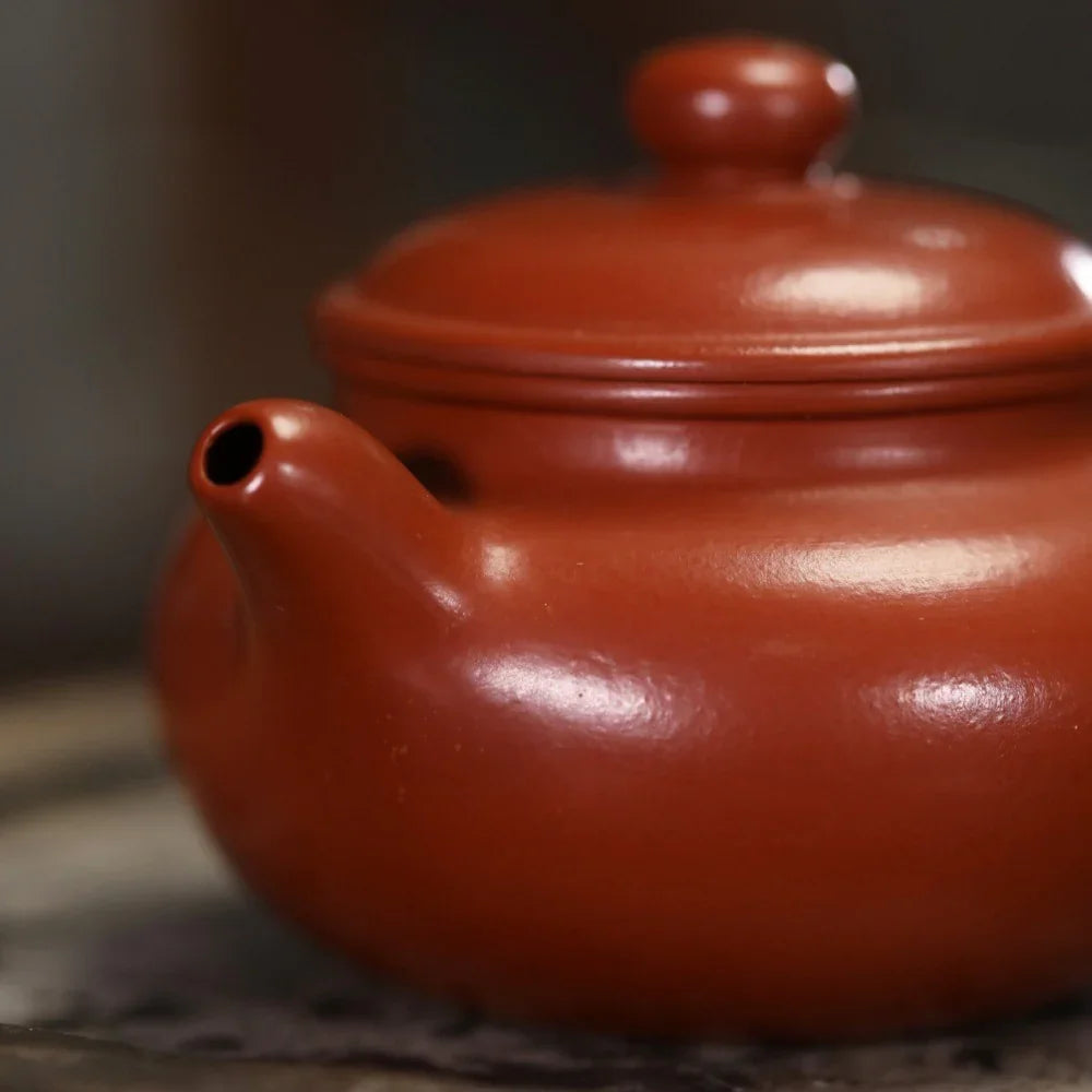 Teko Zisha Yixing Buatan Tangan Sepenuhnya [Fanggu Pot] (Dahongpao - 170ml)