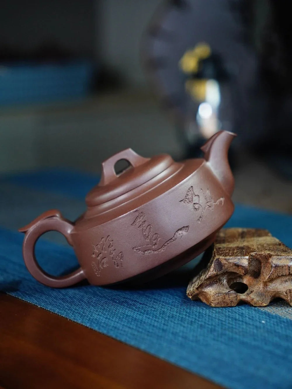 全手工宜兴紫砂茶壶 [飞凤壶] (紫泥 - 300ml)