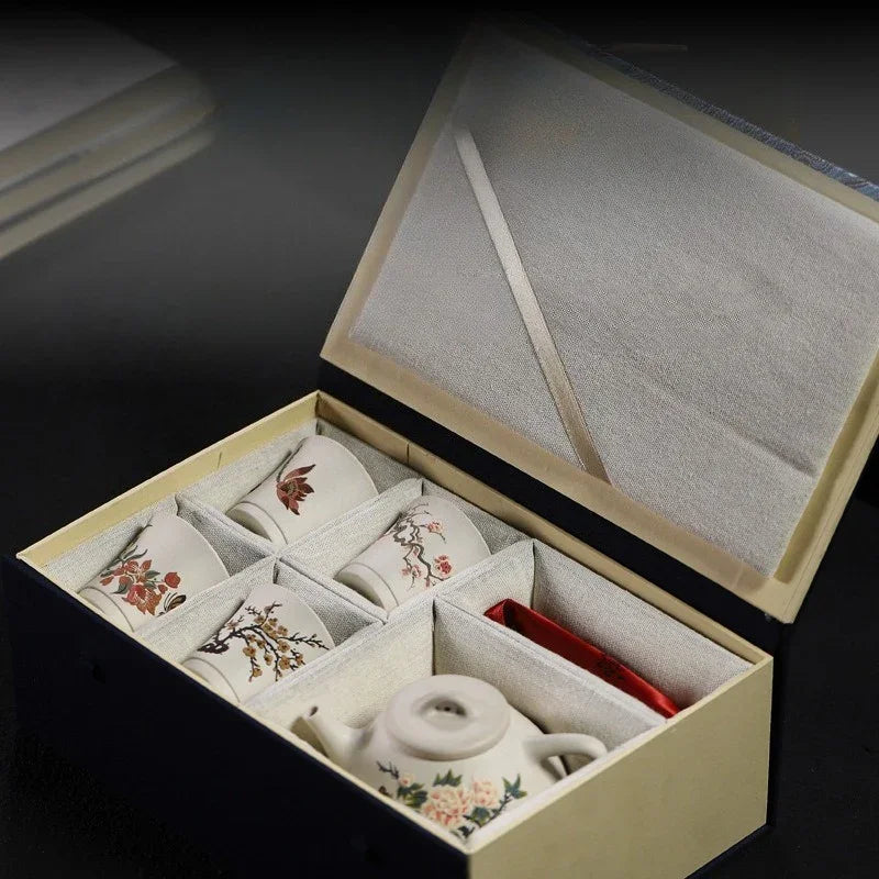 full-handmade-yixing-zisha-teapot-flowers-collection-1-pot-4-cups-set-bei-duan-ni-245ml-yiqin-tea-house-yiqinteahouse-com-3 - YIQIN TEA HOUSE 一沁茶舍 yiqinteahouse.com