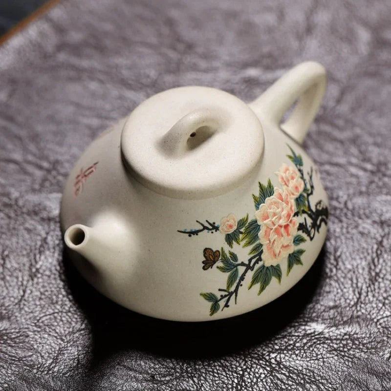 full-handmade-yixing-zisha-teapot-flowers-collection-1-pot-4-cups-set-bei-duan-ni-245ml-yiqin-tea-house-yiqinteahouse-com-5 - YIQIN TEA HOUSE 一沁茶舍 yiqinteahouse.com