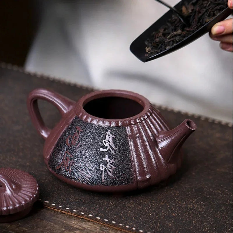 Full Handmade Yixing Zisha Teapot [Gao Feng Liang Jie] (30 Mu Zi Ni - 530ml)