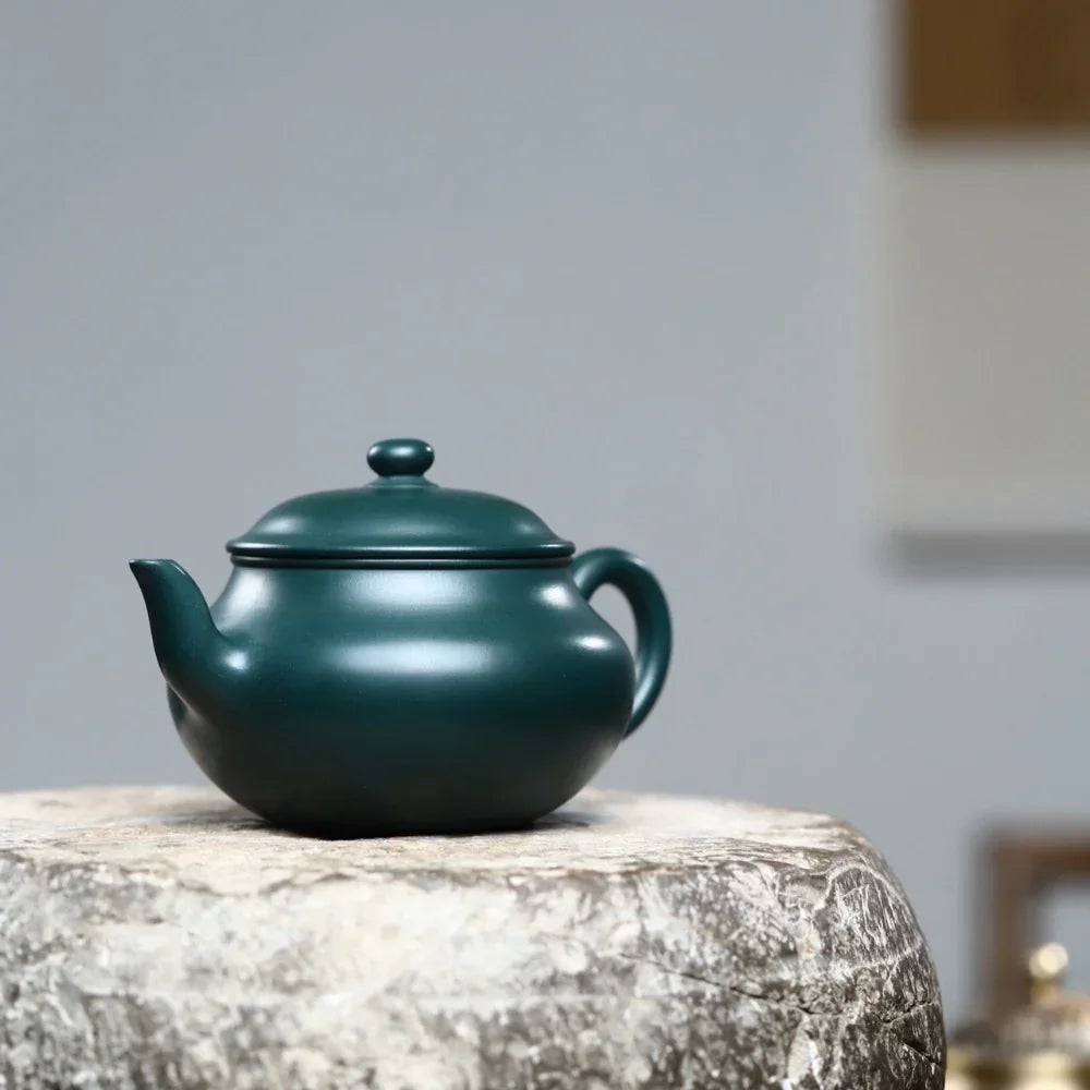 full-handmade-yixing-zisha-teapot-gao-pan-pot-minguo-lu-ni-330ml-yiqin-tea-house-yiqinteahouse-com-2 - YIQIN TEA HOUSE 一沁茶舍 yiqinteahouse.com