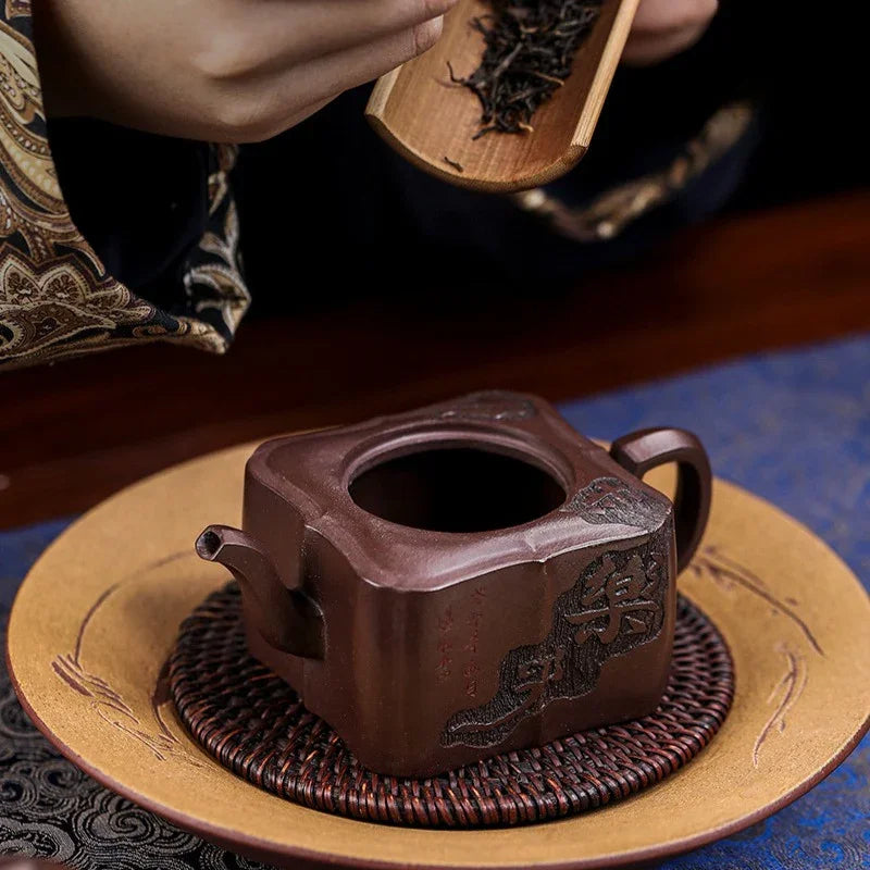 Teko Zisha Yixing Buatan Tangan Sepenuhnya [Gao Peng Man Zuo] (Lao Zi Ni - 180ml)