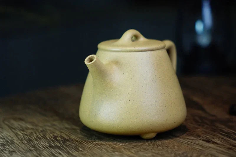 Teko Yixing Zisha Buatan Tangan Sepenuhnya [Gao Shi Piao Pot] (Bensan Lu Ni - 210ml)