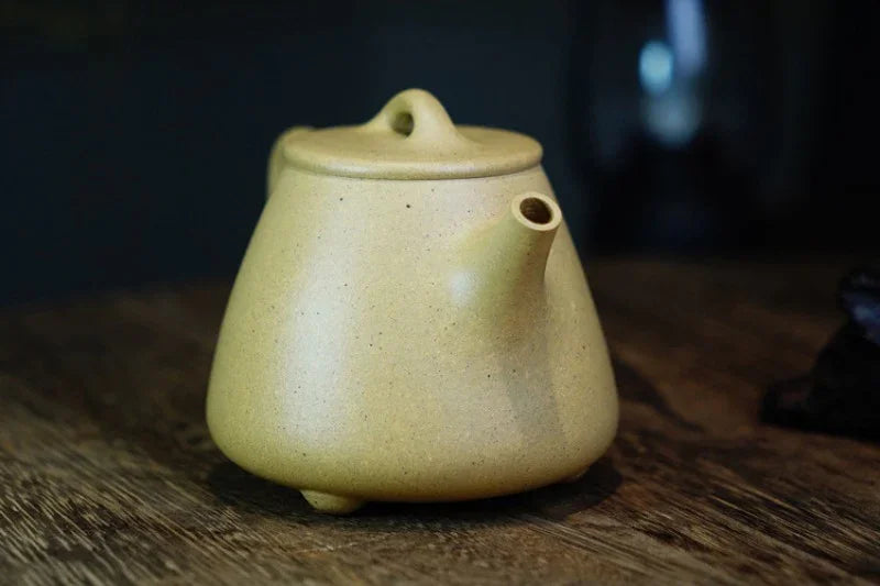 Teko Yixing Zisha Buatan Tangan Sepenuhnya [Gao Shi Piao Pot] (Bensan Lu Ni - 210ml)