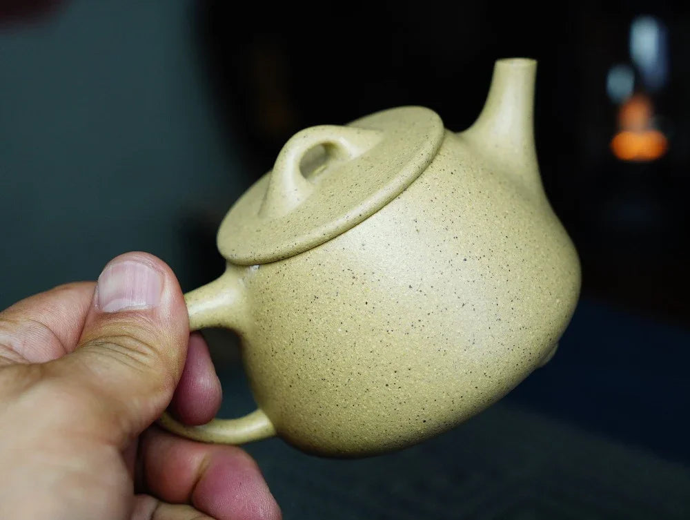 Teko Zisha Yixing Buatan Tangan Sepenuhnya [Gao Shi Piao Pot] (Benson Lu Ni - 190ml)