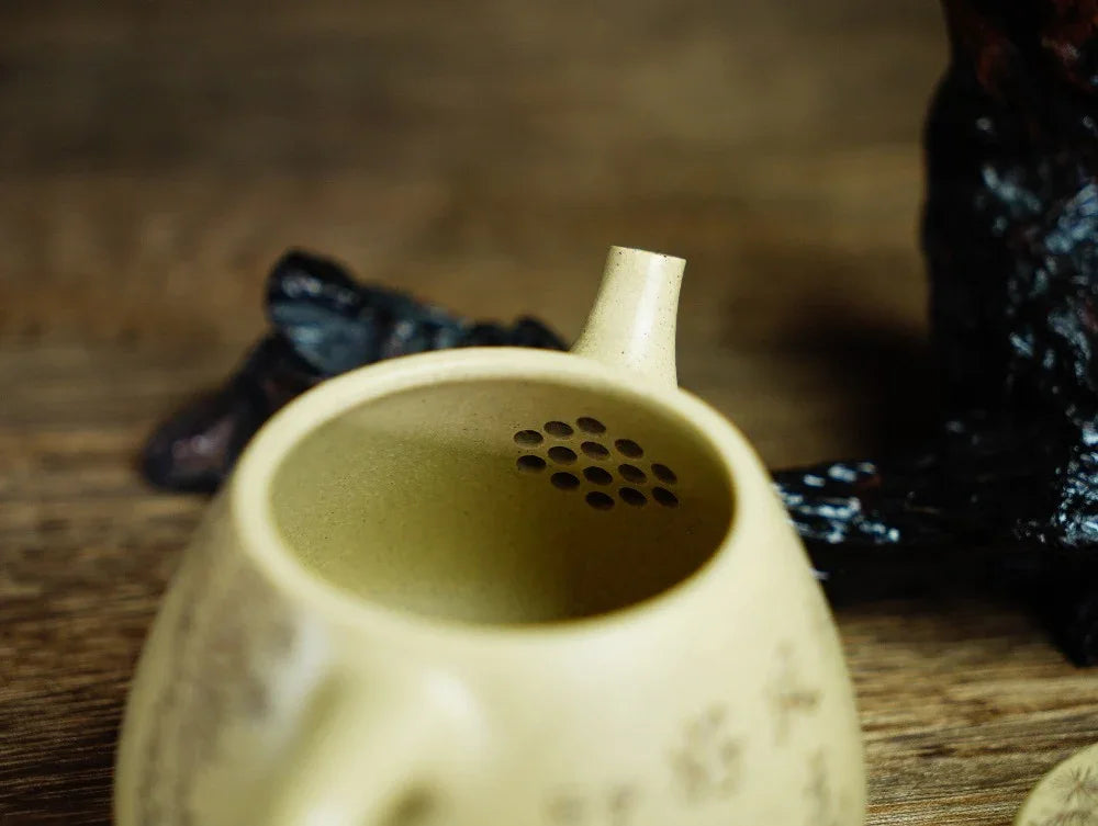 Full Handmade Yixing Zisha Teapot [Gao Shi Piao Pot] (Benson Lu Ni - 200ml) - YIQIN TEA HOUSE | yiqinteahouse.com | 200-300ml, full handmade zisha teapot, teapot, teaware