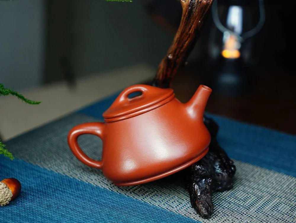 Full Handmade Yixing Zisha Teapot [Gao Shi Piao Pot] (Dahongpao - 200ml) - YIQIN TEA HOUSE | yiqinteahouse.com | 200-300ml, full handmade zisha teapot, teapot, teaware