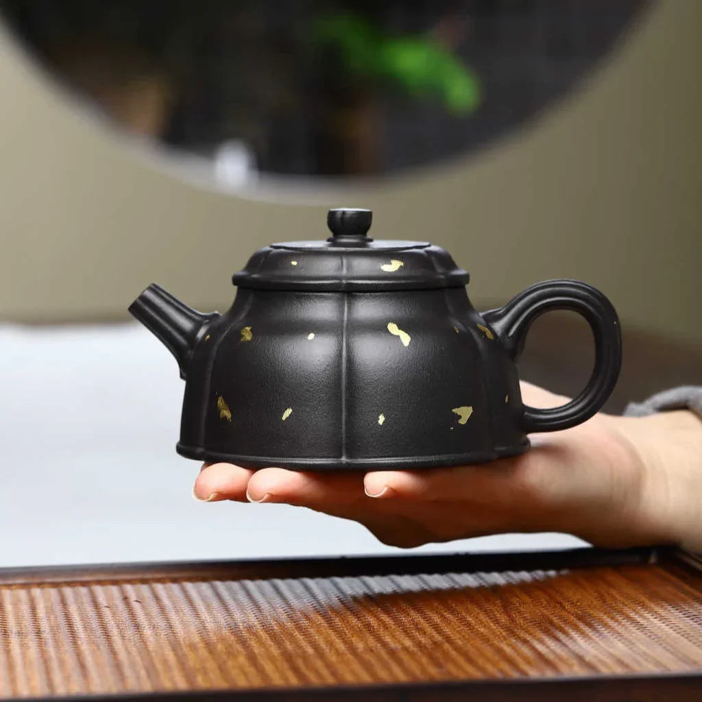 Teko Zisha Yixing Buatan Tangan Sepenuhnya [Periuk Bulan Separuh Emas] (Shi Huang - 280ml)