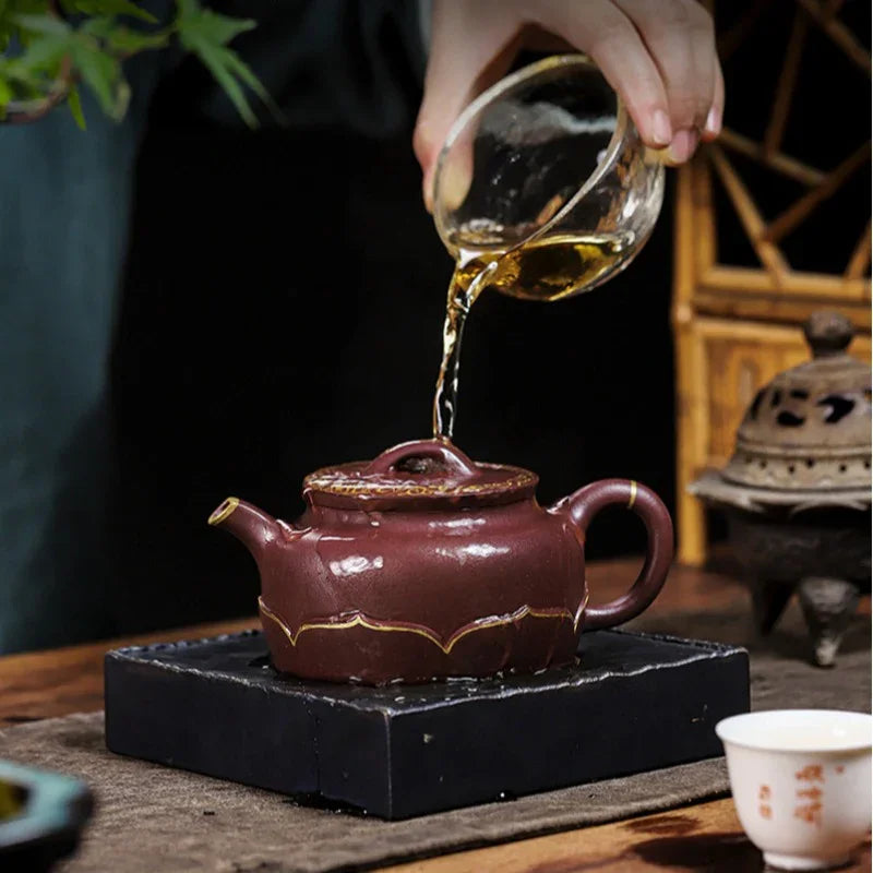 Teko Zisha Yixing Buatan Tangan Sepenuhnya [Golden Lotus] (Zi Ni - 350ml)