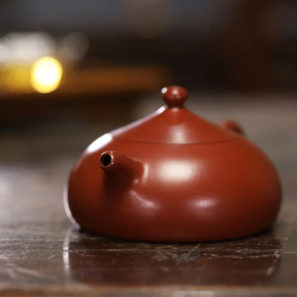 Teko Yixing Zisha Buatan Tangan Sepenuhnya [Half Moon Pot] (Dahongpao - 170ml)