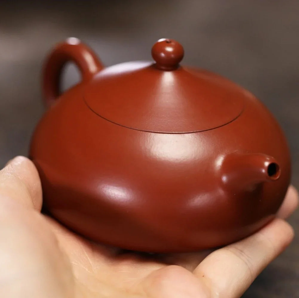 Teko Yixing Zisha Buatan Tangan Sepenuhnya [Half Moon Pot] (Dahongpao - 170ml)
