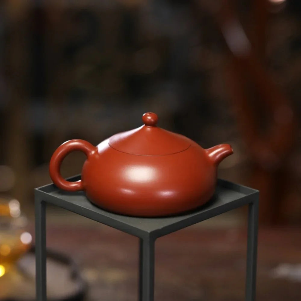 Teko Yixing Zisha Buatan Tangan Sepenuhnya [Half Moon Pot] (Dahongpao - 170ml)