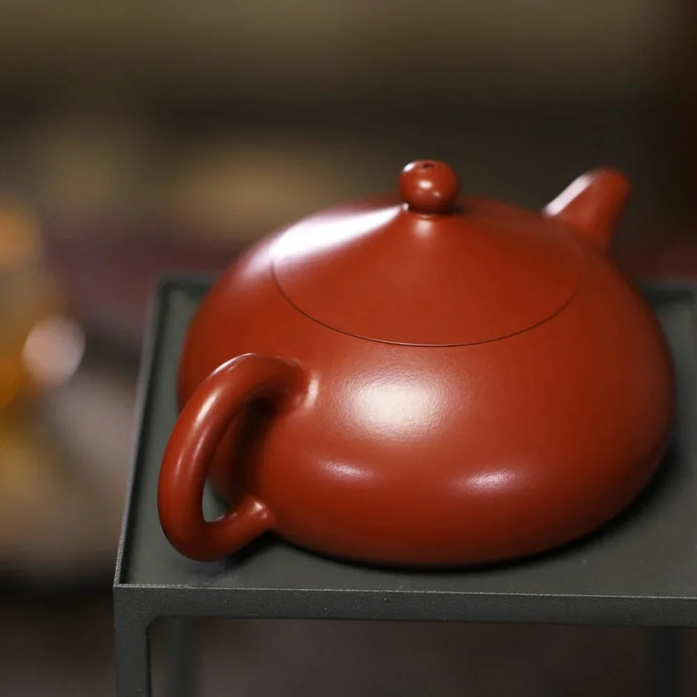 Teko Yixing Zisha Buatan Tangan Sepenuhnya [Half Moon Pot] (Dahongpao - 170ml)