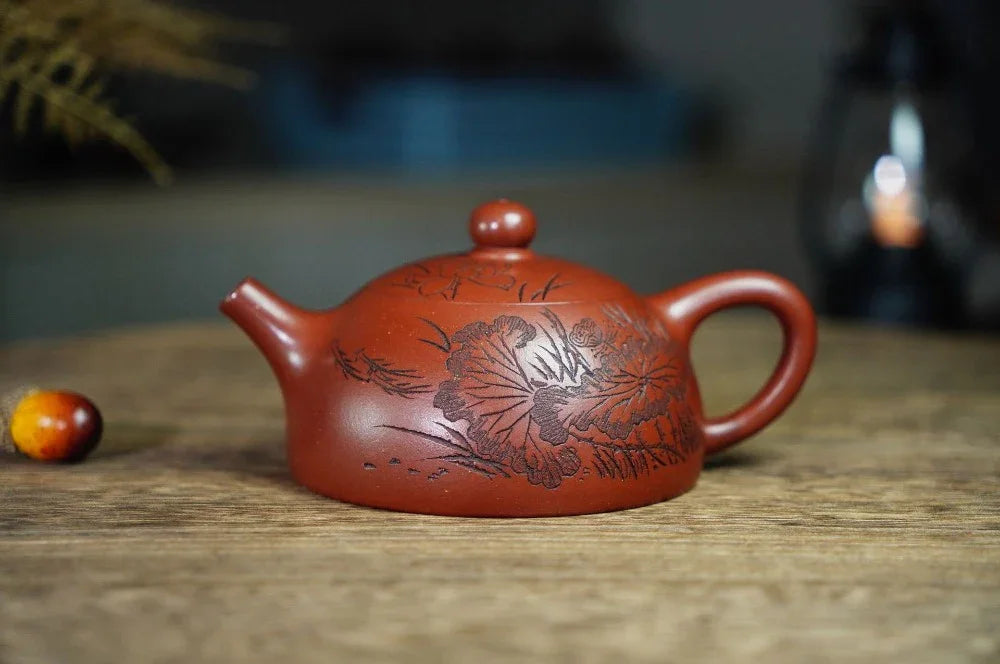 Full Handmade Yixing Zisha Teapot [Half Moon Pot] (Zhu Ni - 200ml) - YIQIN TEA HOUSE | yiqinteahouse.com | 200-300ml, full handmade zisha teapot, teapot, teaware