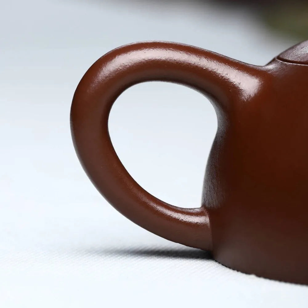 Full Handmade Yixing Zisha Teapot [Half Moon Pot] (Zi Ni - 180ml) - YIQIN TEA HOUSE | yiqinteahouse.com | <200ml, full handmade zisha teapot, new arrival, plain smooth, teapot, teaware