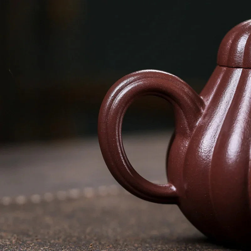 Full Handmade Yixing Zisha Teapot [Han Qing] (Zi Ni - 260ml)