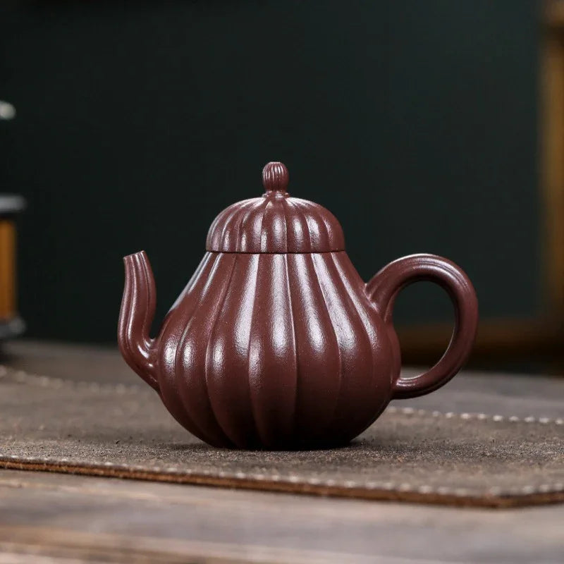 Full Handmade Yixing Zisha Teapot [Han Qing] (Zi Ni - 260ml)