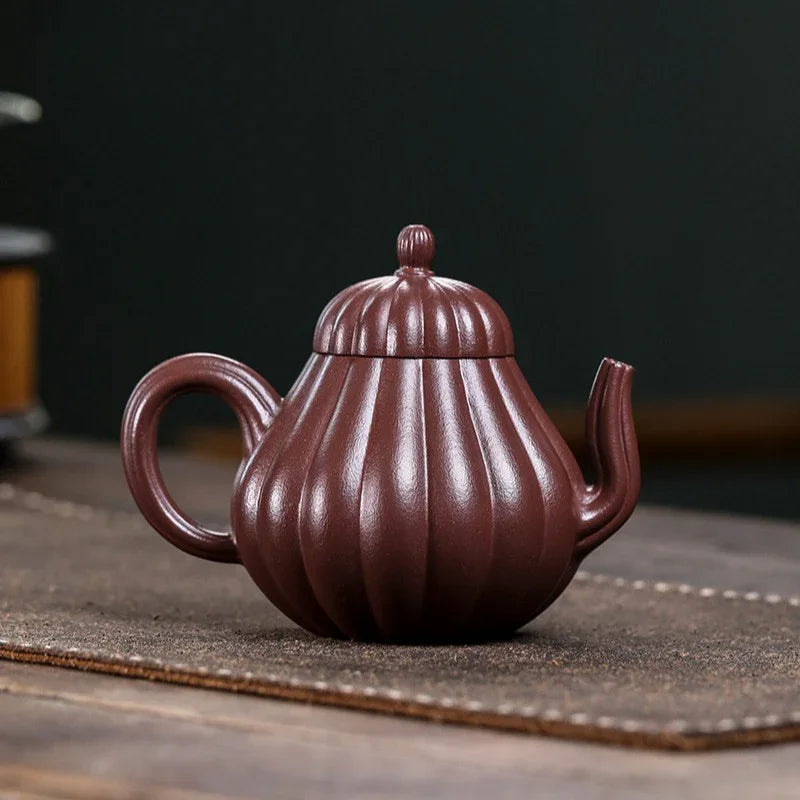 Full Handmade Yixing Zisha Teapot [Han Qing] (Zi Ni - 260ml)
