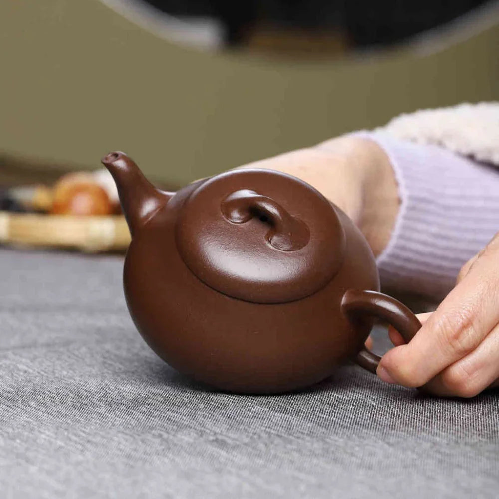 Teko Zisha Yixing Buatan Tangan Sepenuhnya [Periuk Hantang Shi Piao] (Zi Ni - 190ml)