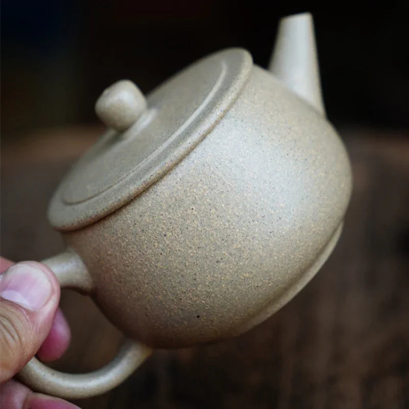full-handmade-yixing-zisha-teapot-hanwa-pot-qing-duan-ni-240ml-yiqin-tea-house-yiqinteahouse-com-7 - YIQIN TEA HOUSE 一沁茶舍 yiqinteahouse.com