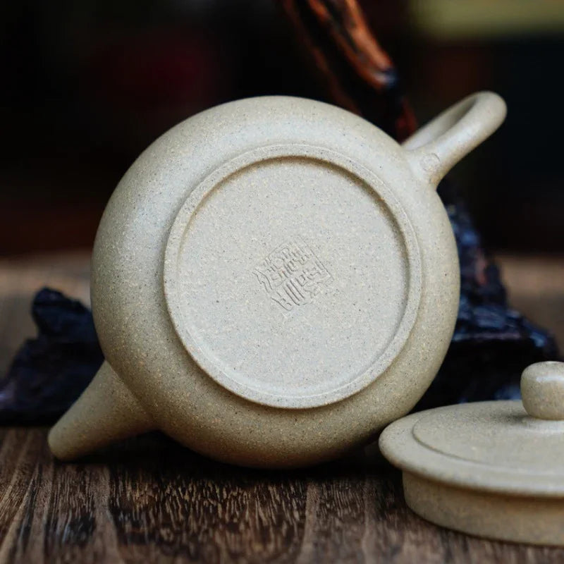 full-handmade-yixing-zisha-teapot-hanwa-pot-qing-duan-ni-240ml-yiqin-tea-house-yiqinteahouse-com-9 - YIQIN TEA HOUSE 一沁茶舍 yiqinteahouse.com