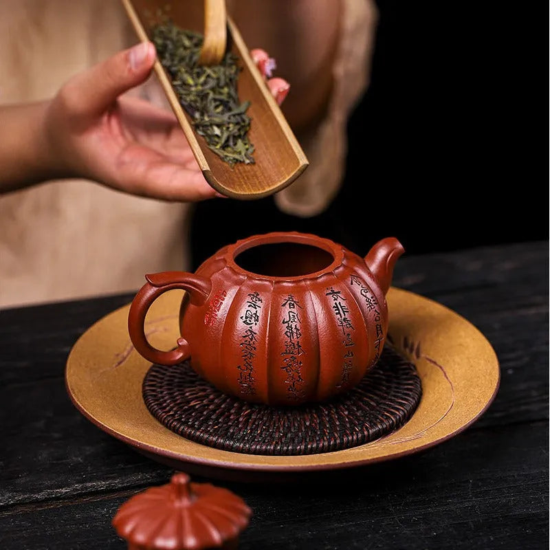 Full Handmade Yixing Zisha Teapot [Hong Yu Jia Gua] (Xiao Meiyao Zhu Ni - 260ml) - YIQIN TEA HOUSE | yiqinteahouse.com | 200-300ml, full handmade zisha teapot, new arrival, teapot, teaware