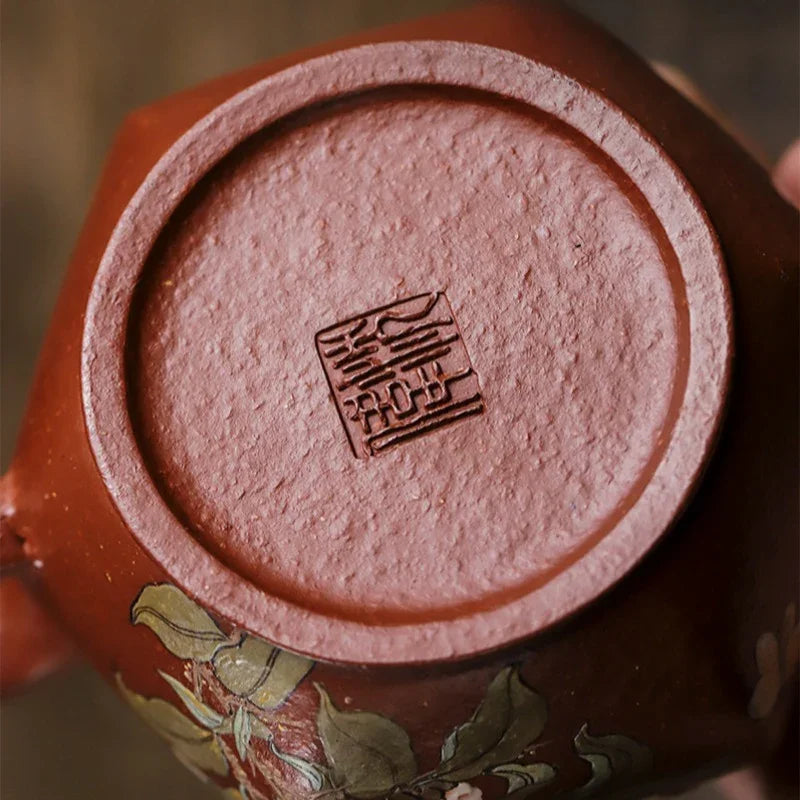 Teiera Yixing Zisha interamente fatta a mano [Hua Ban Cha Xiang] (Hong Jiang Po Ni - 240ml)