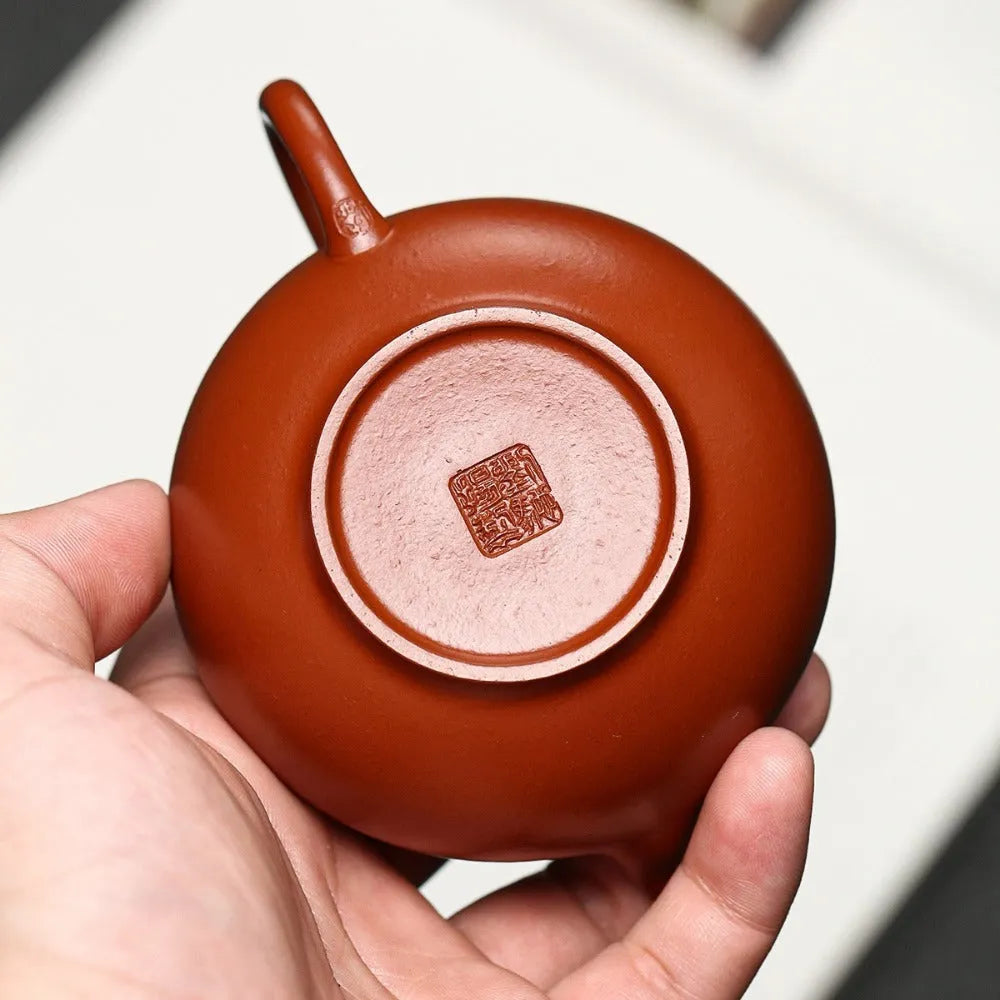 Full Handmade Yixing Zisha Teapot [Hua Ying Pot] (Zhu Ni - 160ml) - YIQIN TEA HOUSE | yiqinteahouse.com | <200ml, full handmade zisha teapot, new arrival, plain smooth, teapot, teaware