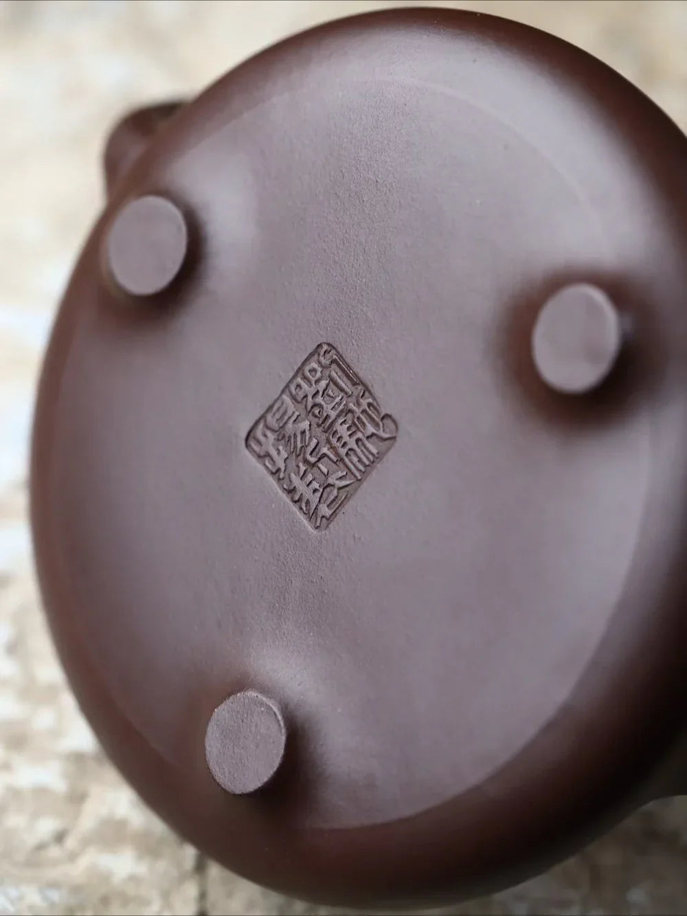 Théière Yixing Zisha entièrement faite à la main [Pot Jiangnan Ziye Shi Piao] (Zi Ni - 220 ml)