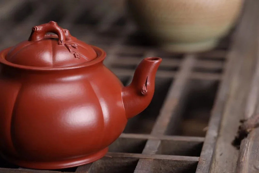 Teko Zisha Yixing Buatan Tangan Sepenuhnya [Jin Mei Pot] (Dahongpao - 190ml)
