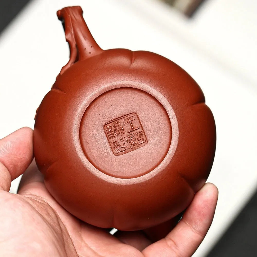 Full Handmade Yixing Zisha Teapot [Jin Mei Pot] (Qing Shui Ni - 220ml) - YIQIN TEA HOUSE | yiqinteahouse.com | 200-300ml, full handmade zisha teapot, new arrival, teapot, teaware