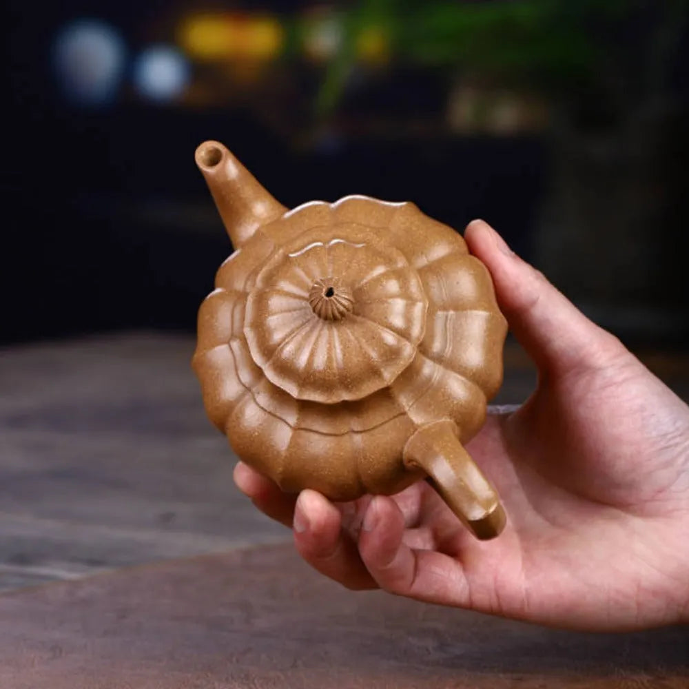 Full Handmade Yixing Zisha Teapot [Jin Nang Xiao Ying Pot] (Wucai Lao Duan Ni - 260ml) - YIQIN TEA HOUSE | yiqinteahouse.com | 200-300ml, full handmade zisha teapot, new arrival, plain smooth, teapot, teaware