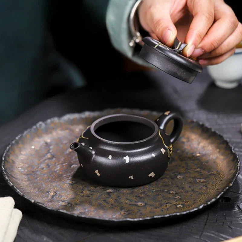 Teko Zisha Yixing Buatan Tangan Sepenuhnya [Jin Zhi Yuye] (Hei Luo Lan - 150ml)