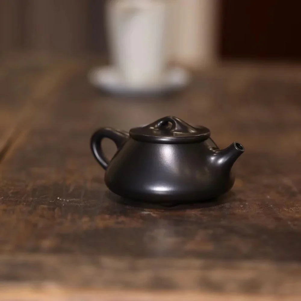 Teko Yixing Zisha Buatan Tangan Sepenuhnya [Jingzhou Shi Piao Pot] (Hei Ni - 180/250ml)