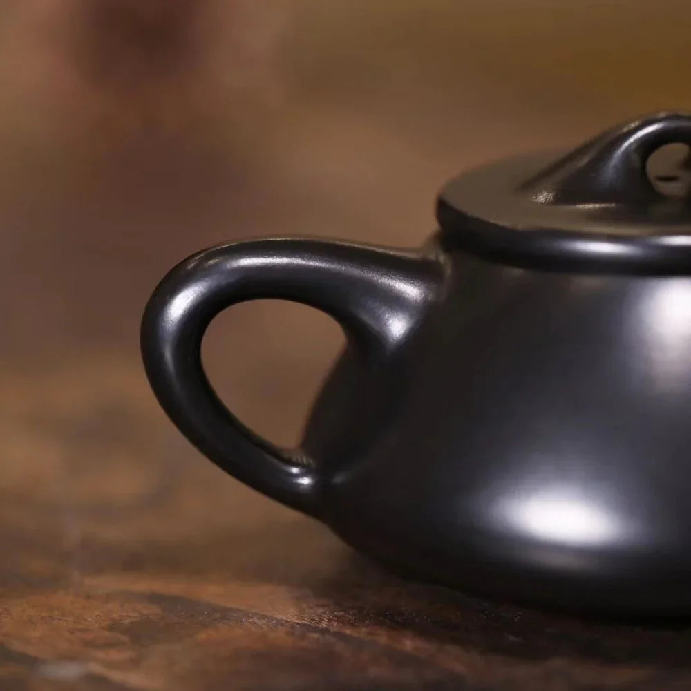 Teko Yixing Zisha Buatan Tangan Sepenuhnya [Jingzhou Shi Piao Pot] (Hei Ni - 180/250ml)