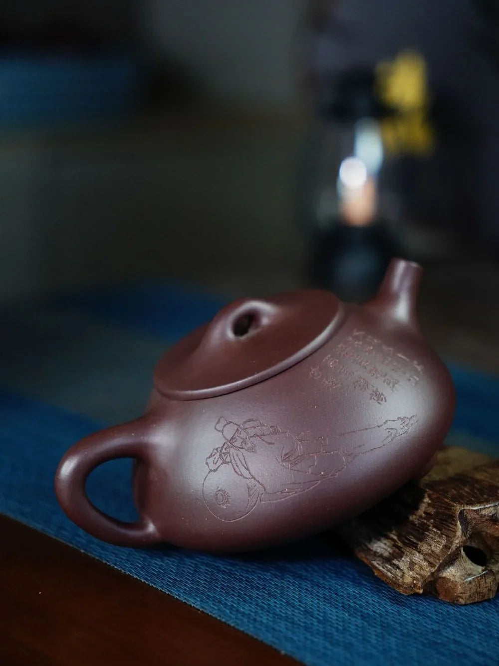 Théière Yixing Zisha entièrement faite à la main [Pot Jingzhou Shi Piao – Jiang Jin Jiu] (Zi Ni – 300 ml)