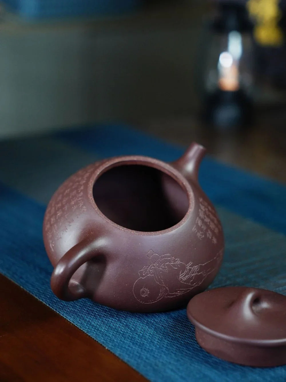 Théière Yixing Zisha entièrement faite à la main [Pot Jingzhou Shi Piao – Jiang Jin Jiu] (Zi Ni – 300 ml)