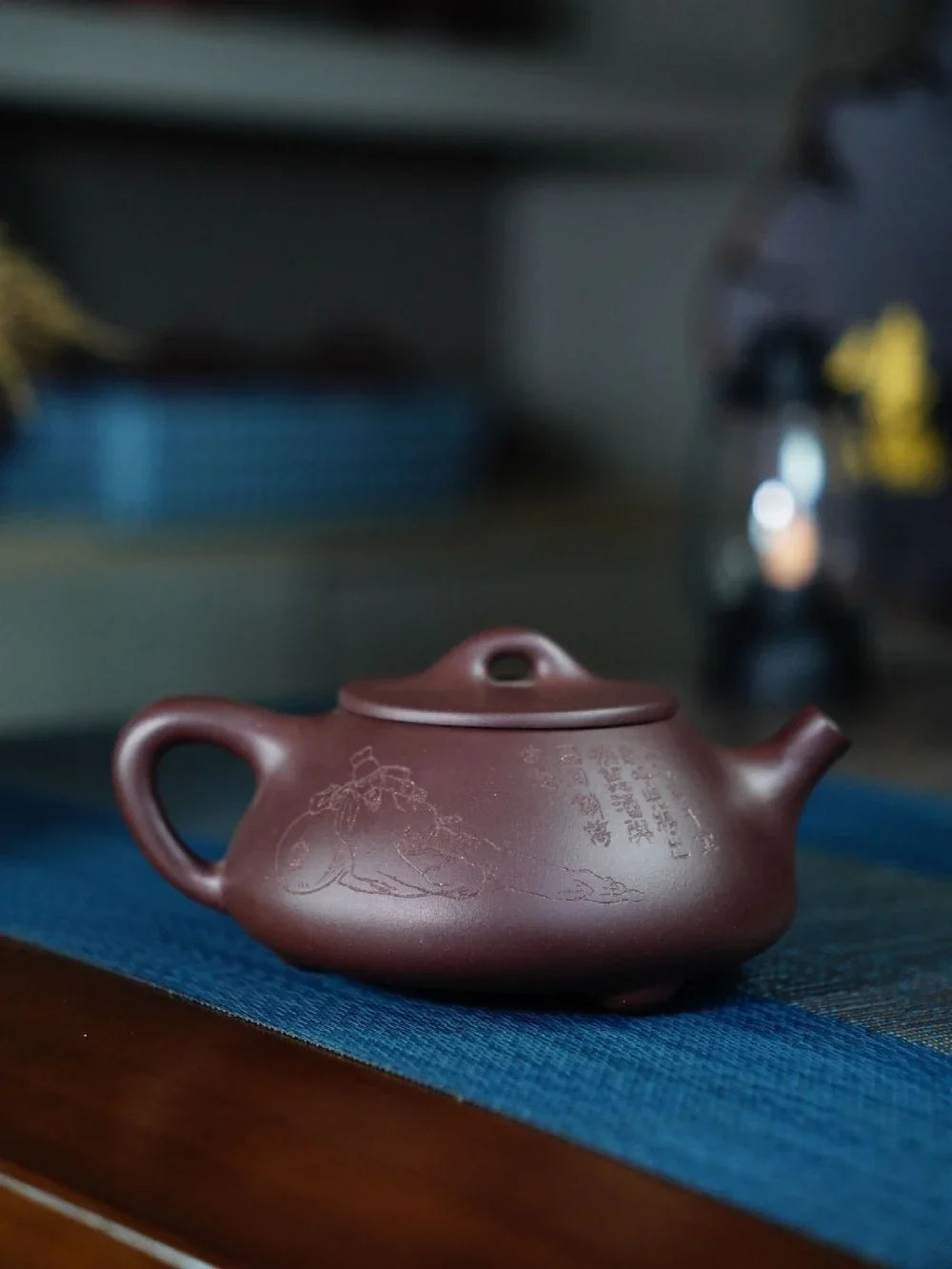 Théière Yixing Zisha entièrement faite à la main [Pot Jingzhou Shi Piao – Jiang Jin Jiu] (Zi Ni – 300 ml)