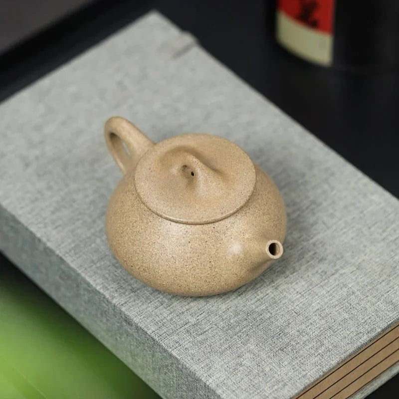 full-handmade-yixing-zisha-teapot-jingzhou-shi-piao-pot-zhima-duan-ni-200ml-yiqin-tea-house-yiqinteahouse-com-8 - YIQIN TEA HOUSE 一沁茶舍 yiqinteahouse.com