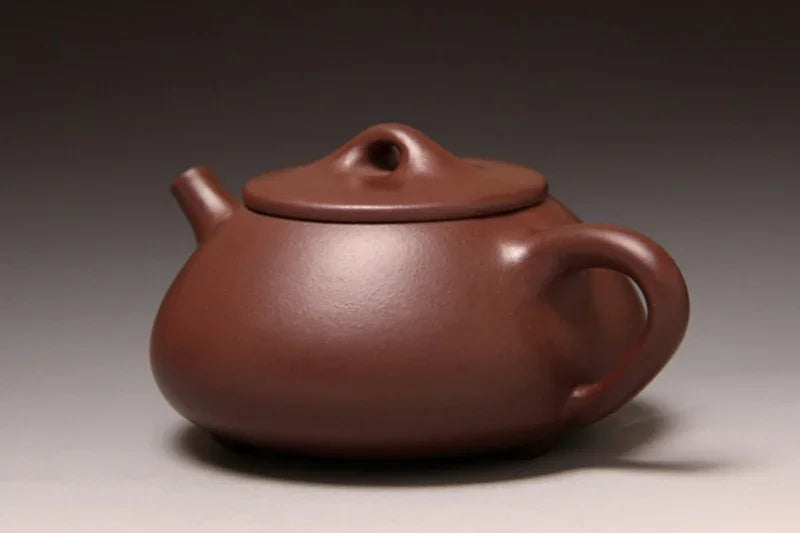 Full Handmade Yixing Zisha Teapot [Jingzhou Shi Piao Pot] (Zi Ni - 370ml)