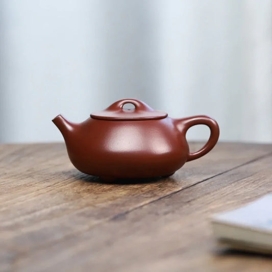 Full Handmade Yixing Zisha Teapot [Jingzhou Shi Piao Pot] (Zi Zhu Ni - 240ml)