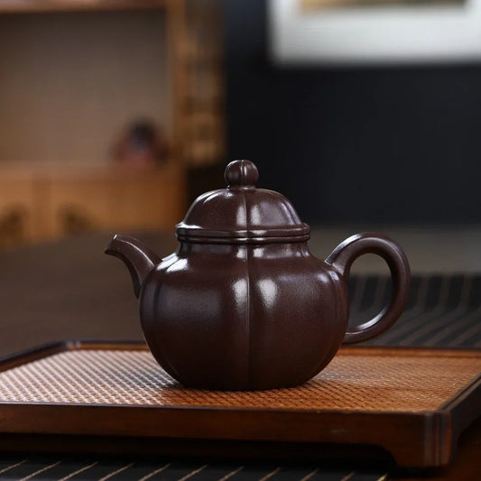 Teko Yixing Zisha Buatan Tangan Sepenuhnya [Jinnang Duo Qiu Pot] (Lao Zi Ni- 300ml)