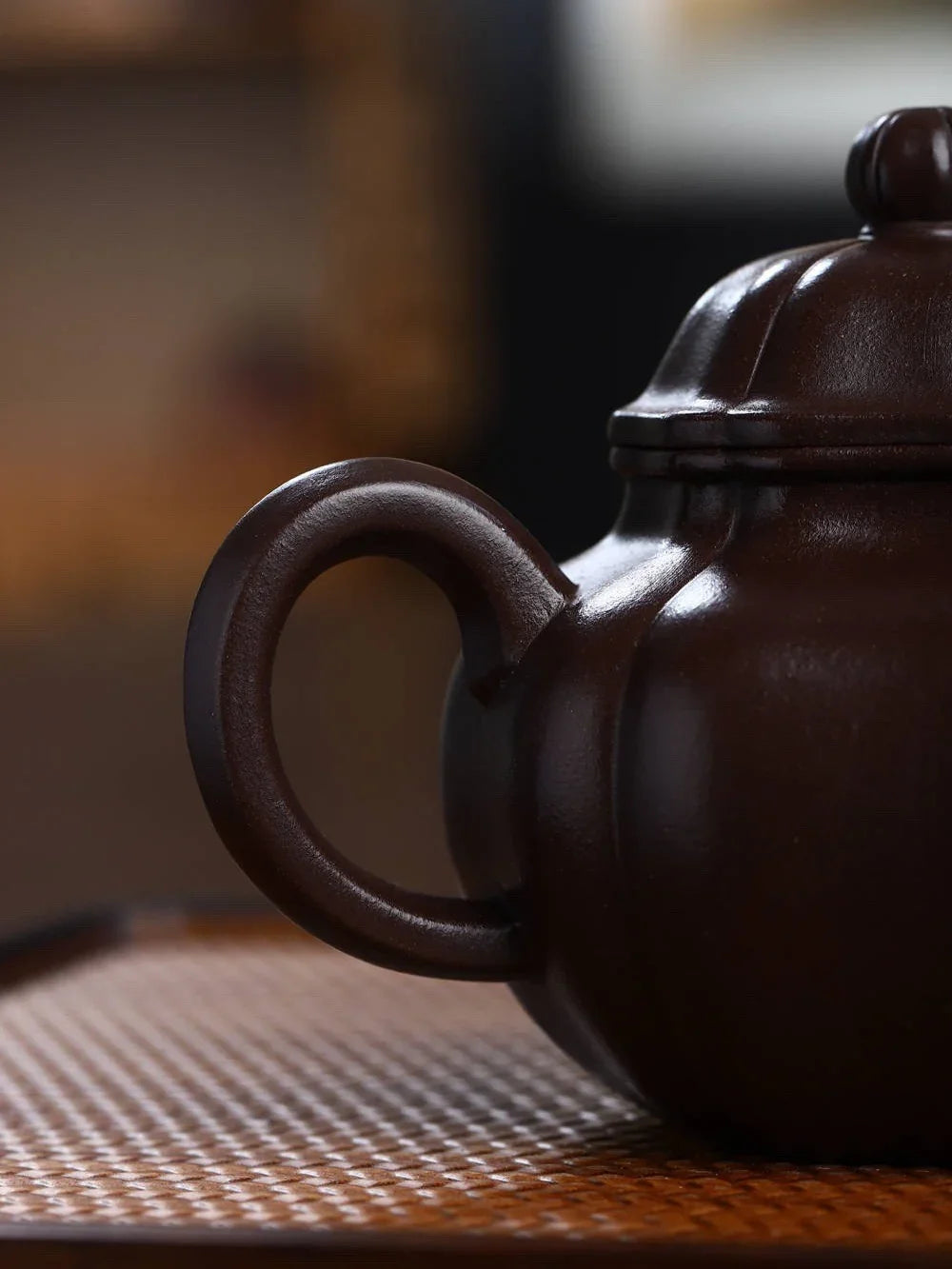 Teko Yixing Zisha Buatan Tangan Sepenuhnya [Jinnang Duo Qiu Pot] (Lao Zi Ni- 300ml)